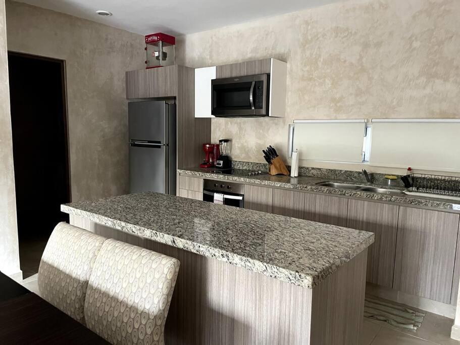 Departamento Dentro De Aldea Zama Apartment Тулум Екстериор снимка